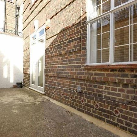 2 Bedroom Apartment Just Off Kings Road Λονδίνο Εξωτερικό φωτογραφία